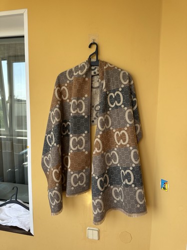 Gucci camel gray scarf with - camel,