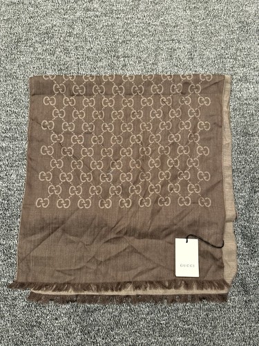 Nwt gucci logo jacquard - nwt,