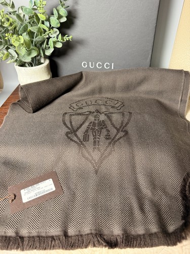 Gucci crest scarf - scarf,
