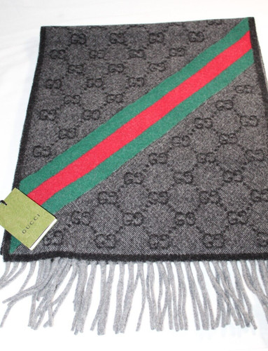 Nwt gucci new nikky wool - nwt,