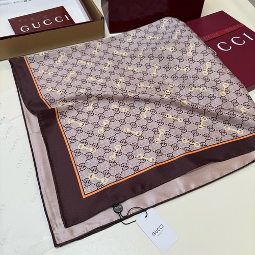 Gucci horsebit patterns - gg,