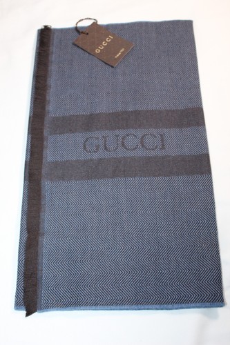 Nwt gucci sciarpa cree wool - nwt,